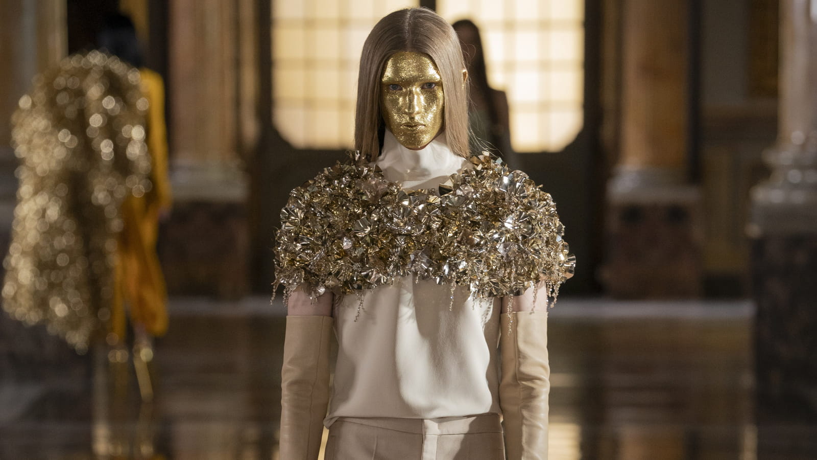 Look 70