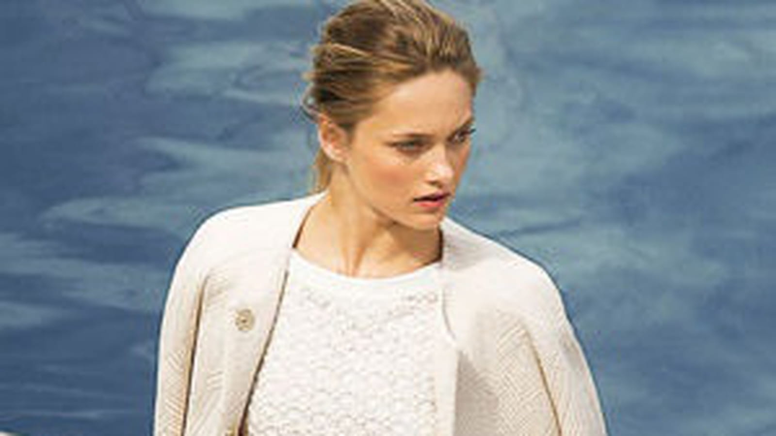 Robe blanche de Massimo Dutti