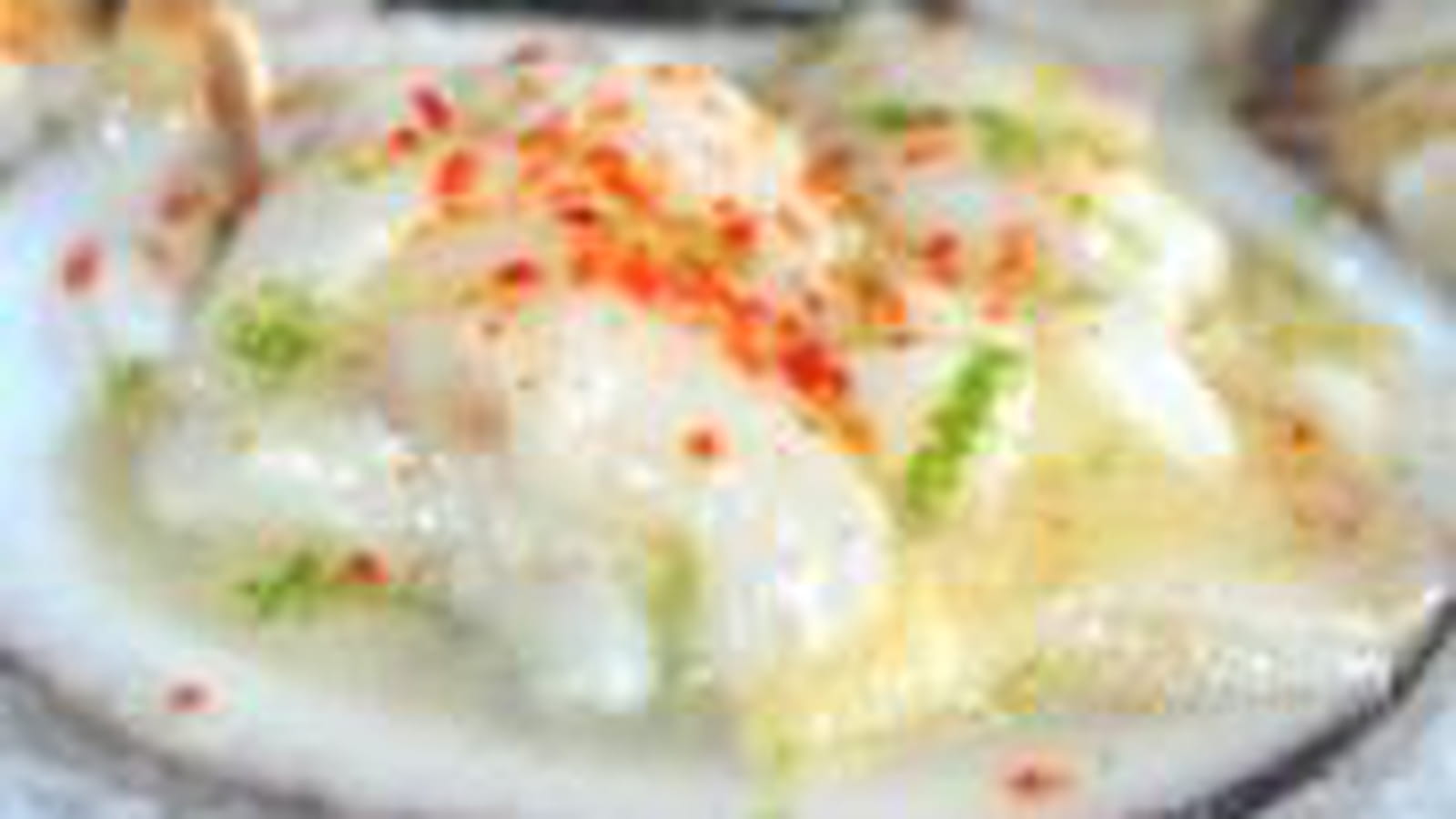 Tartare de Saint Jacques et amandes de mer