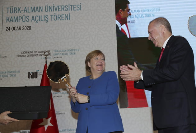 Angela Merkel avec le pr&eacute;sident turc Recep Tayyip Erdogan