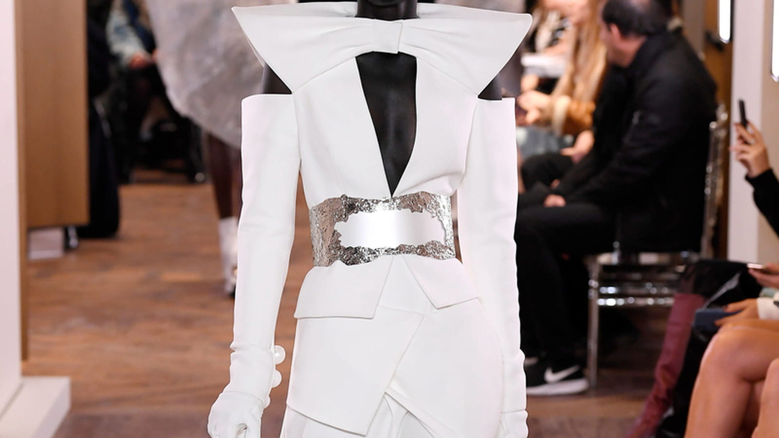 Look 2
