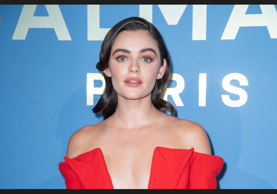 Lucy Hale, &agrave; tomber avec sa coiffure r&eacute;tro
