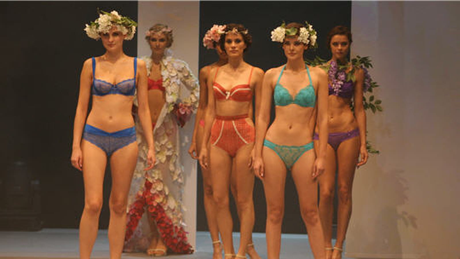 Défilé lingerie Mode City été 2013