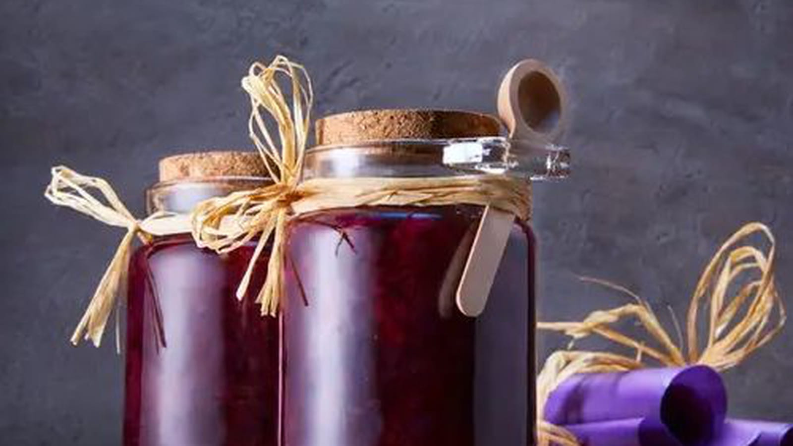 Confiture d’oignons aux myrtilles sauvages