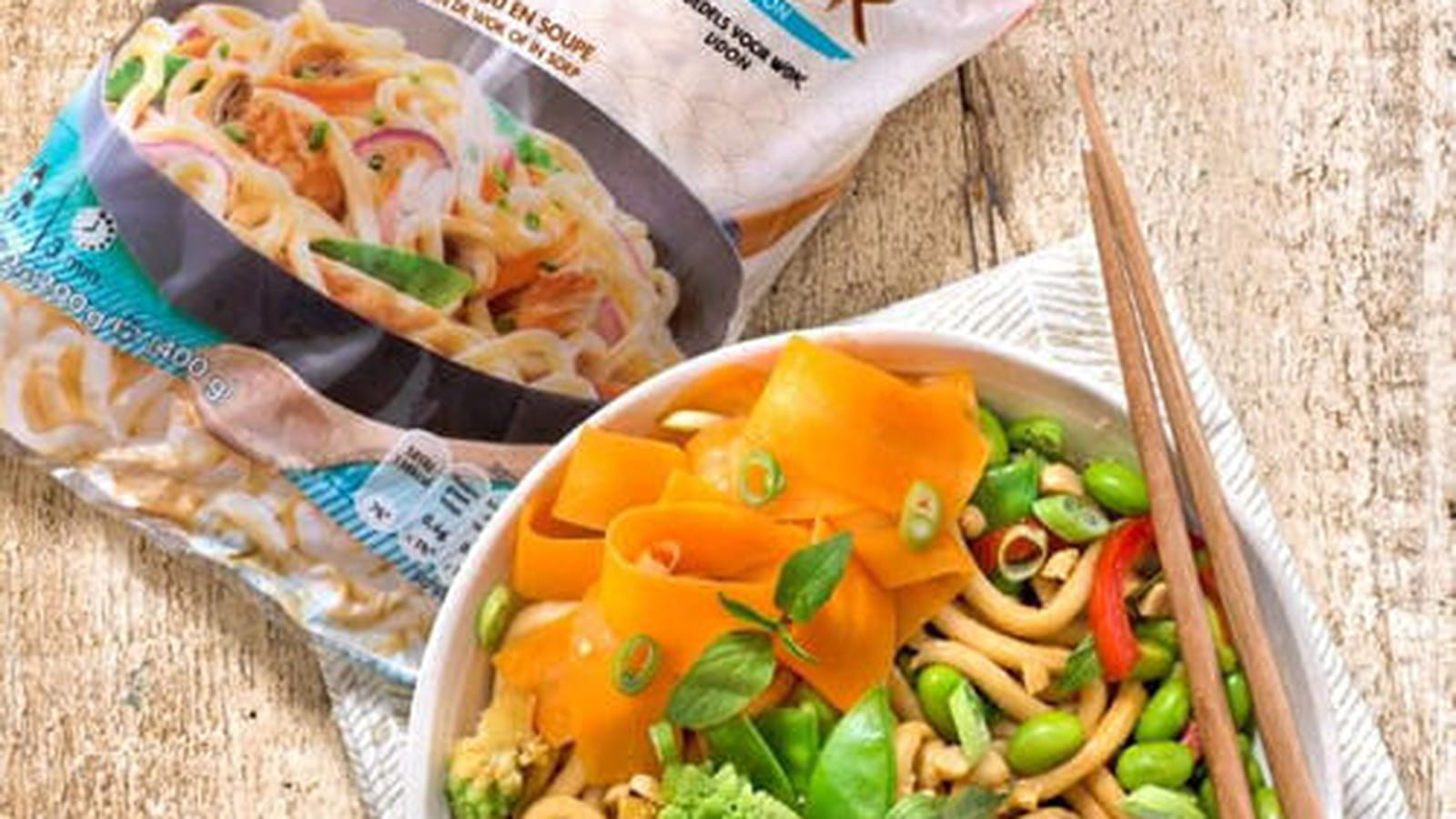 Wok de Udon végétarien