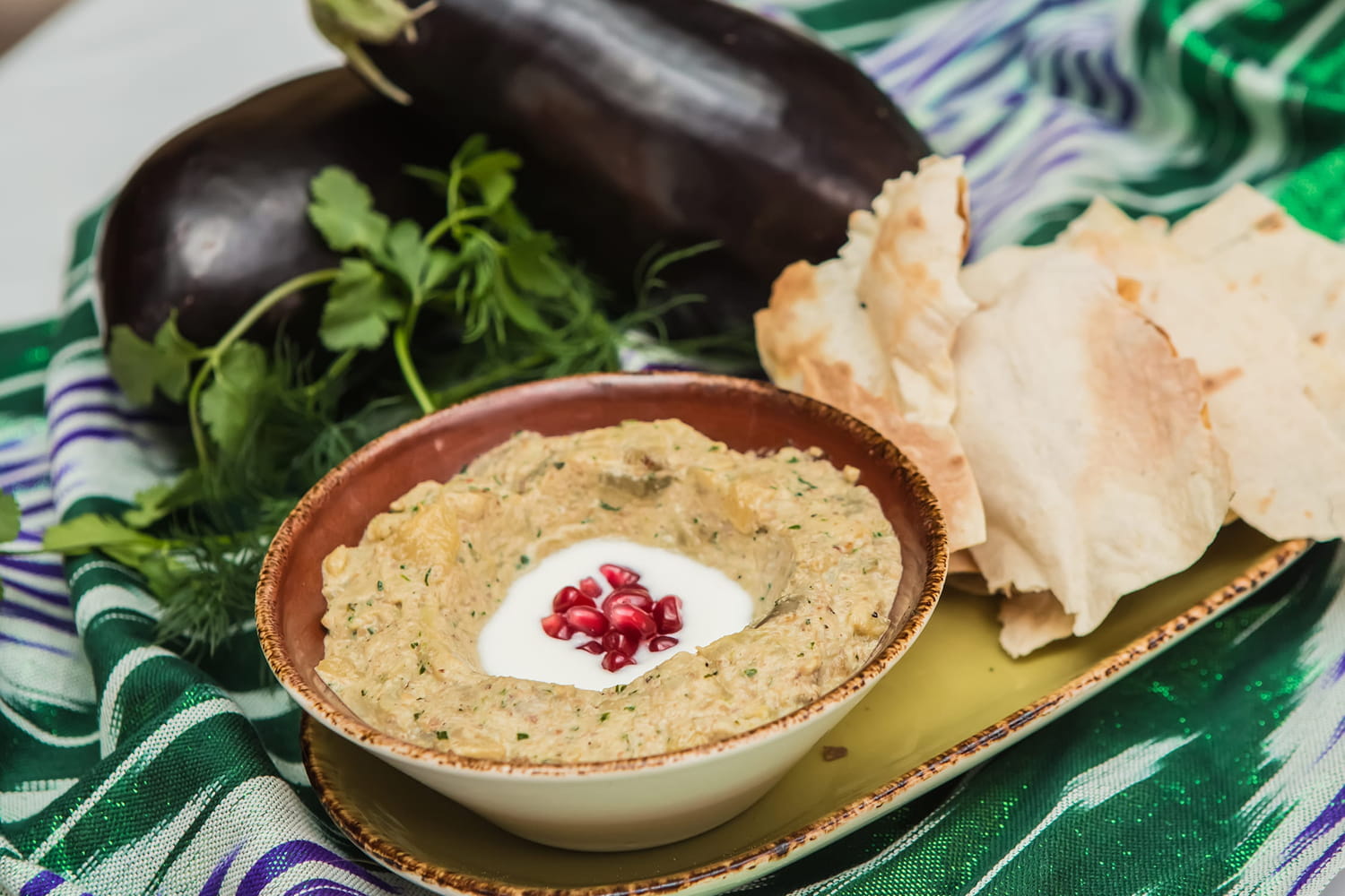 On a trouvé la façon la plus simple de préparer un caviar d'aubergines, aussi bon qu'au restaurant libanais