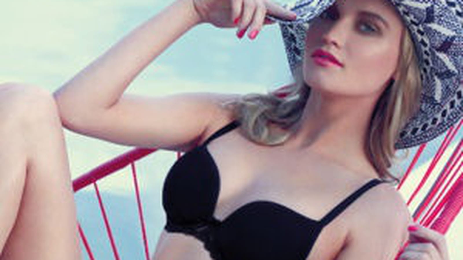 Soutien-gorge et shorty "Lou Line" de Lou