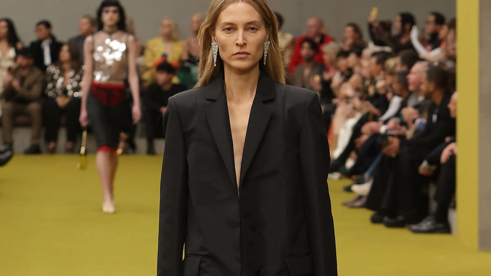 Look 35