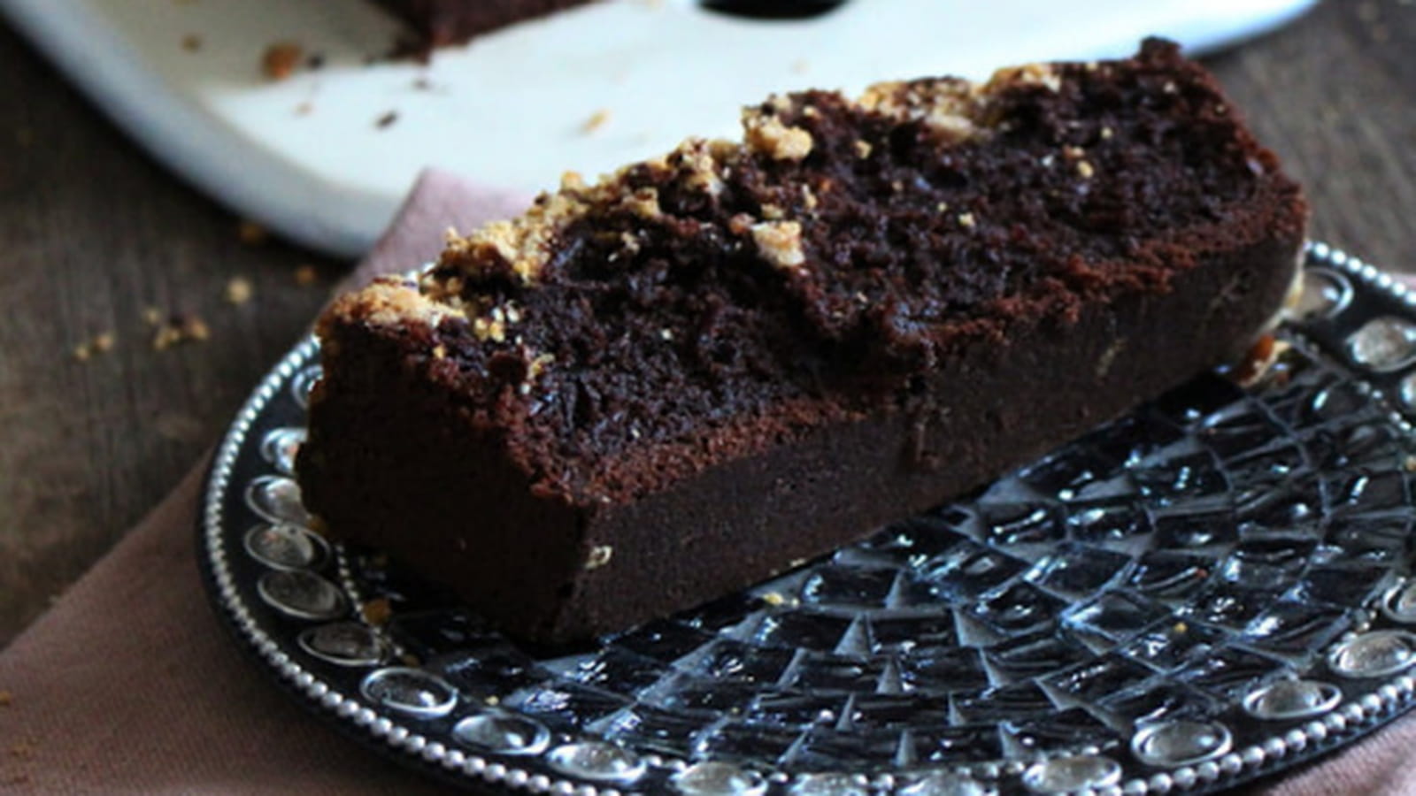 Cake au chocolat et crumble de noisettes