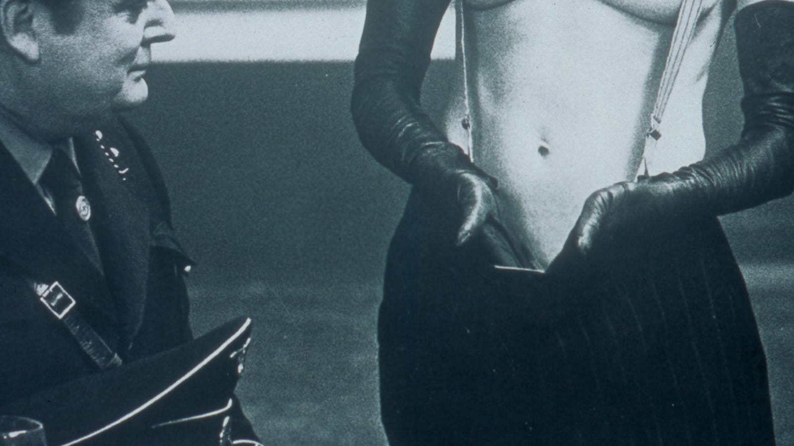 Dans Portier de nuit de Liliana Cavani (1974)