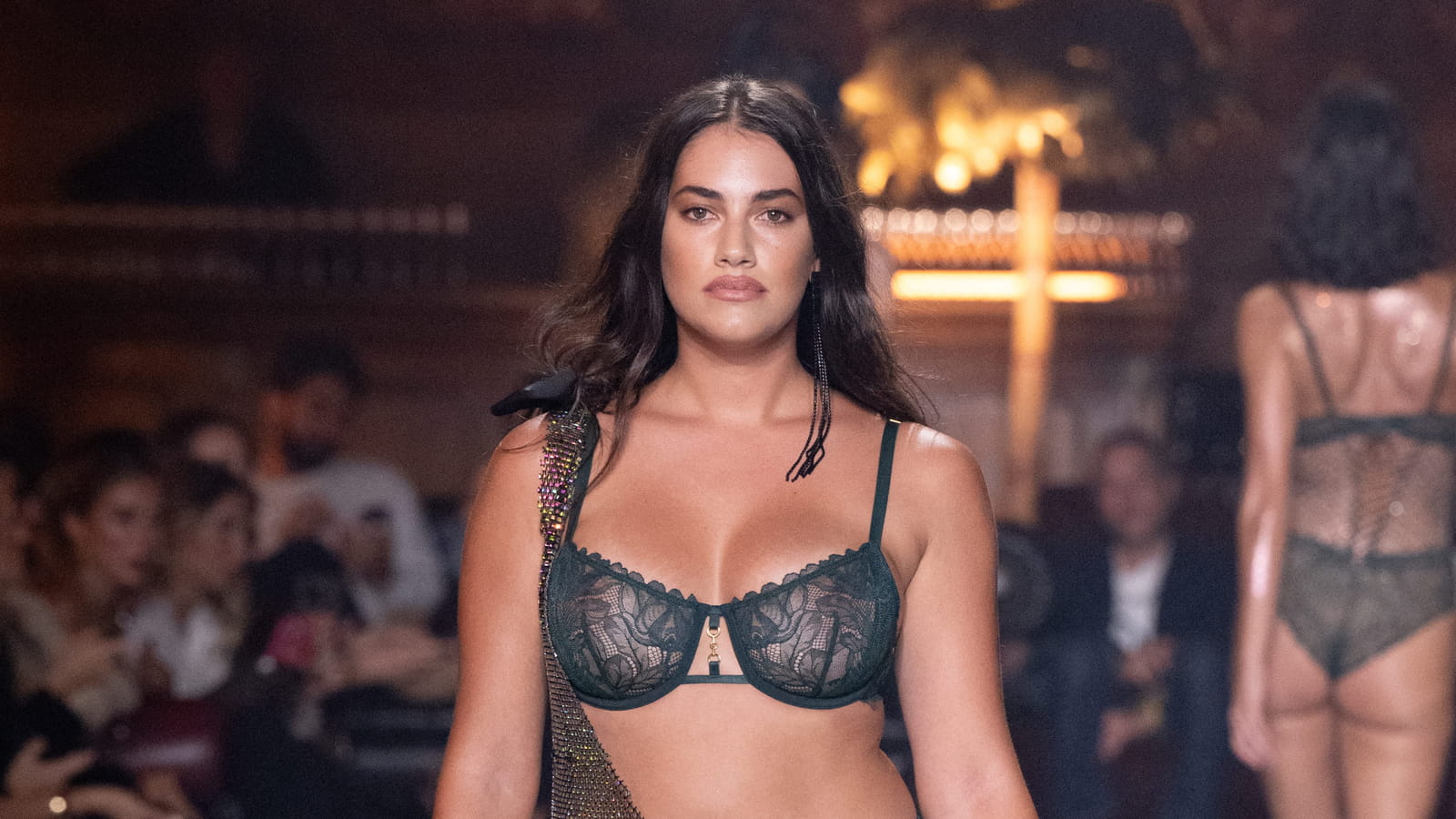 Look 30