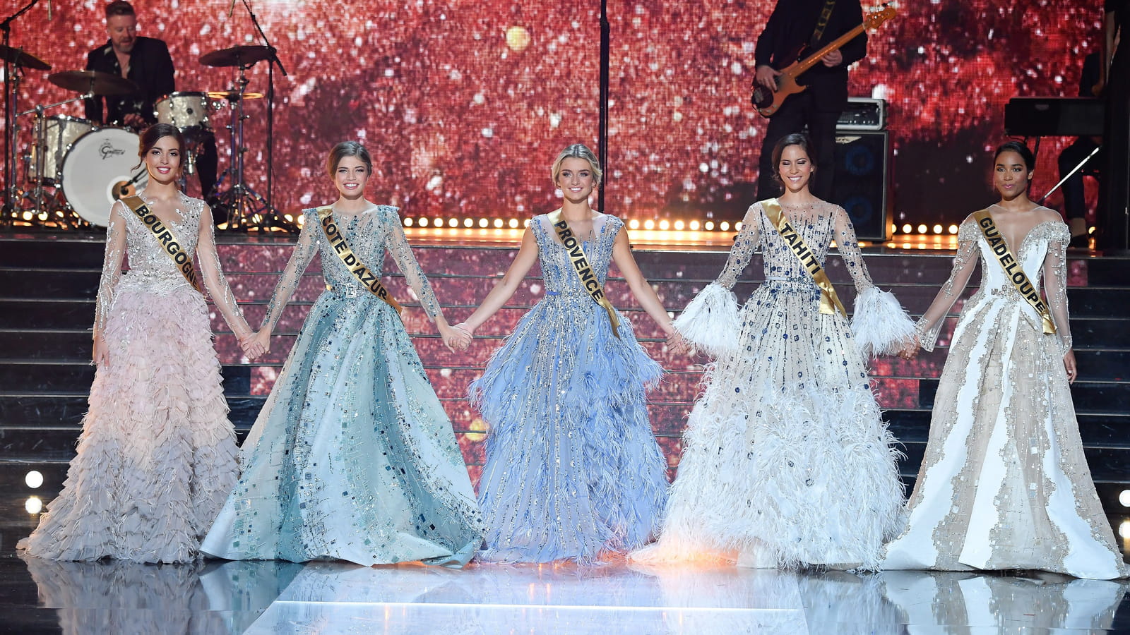 Sophie Diry, Manelle Souhalia, Lou Ruat, Matahari Bousquet et Clémence Botino