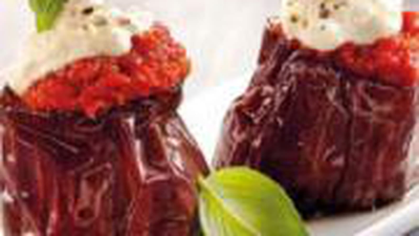 Aubergines grillées à la tomate