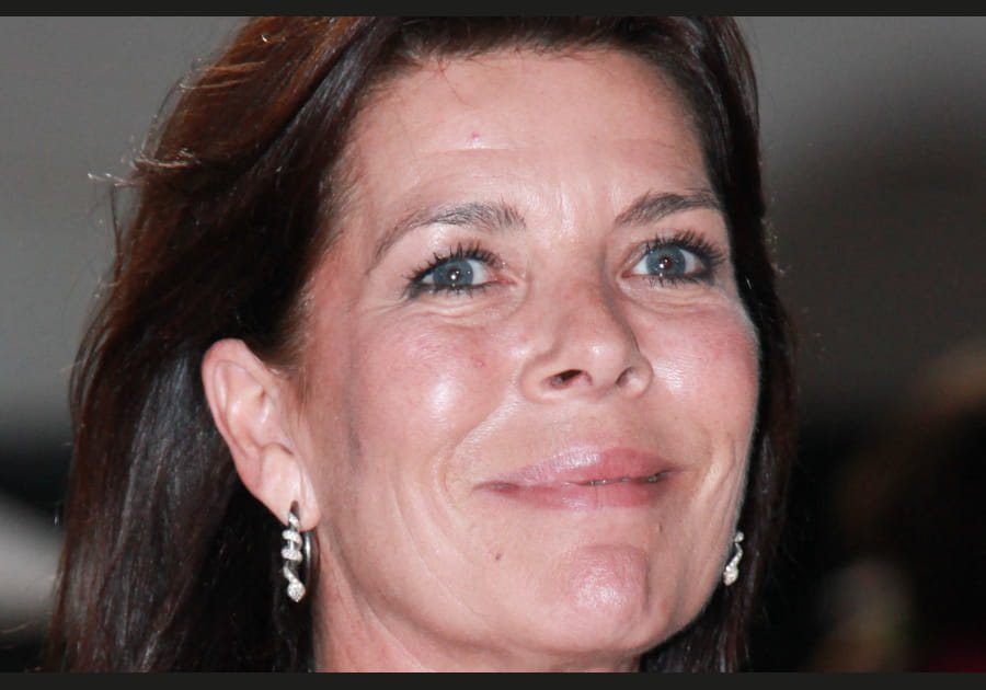 Le maquillage l&eacute;ger de Caroline de Monaco