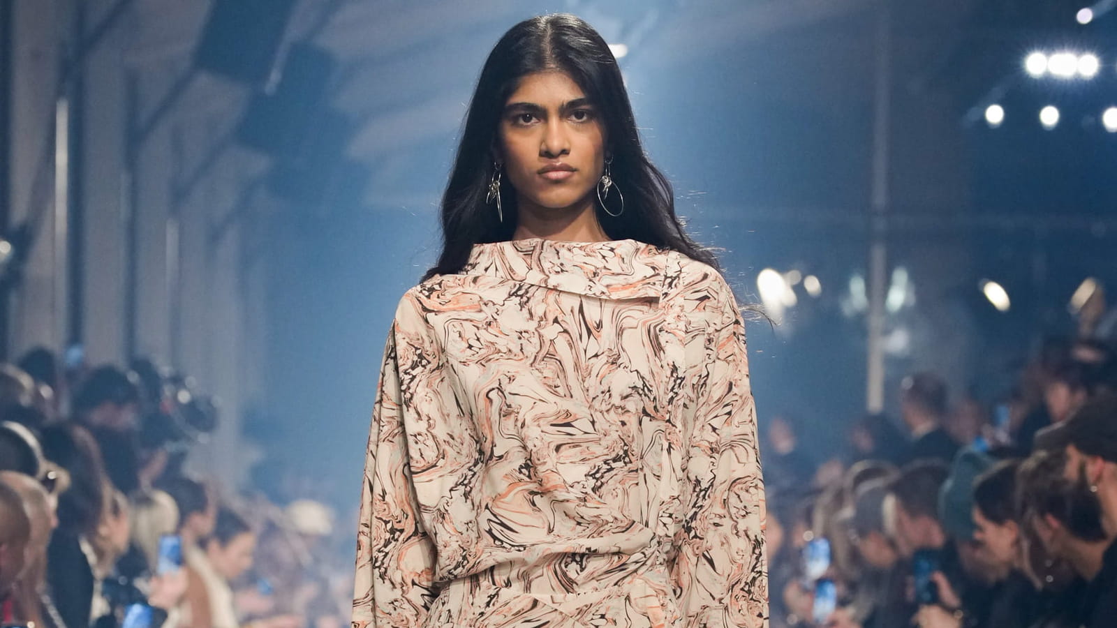 Look 13