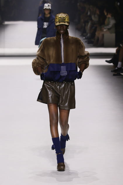 Look 30&nbsp;du d&eacute;fil&eacute; Fendi
