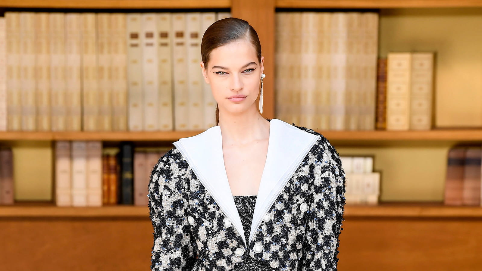 Look 19