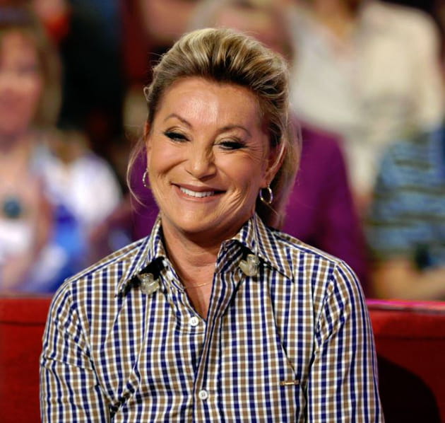 Sheila lors de l'enregistrement de l'émission Vivement Dimanche, en 2009