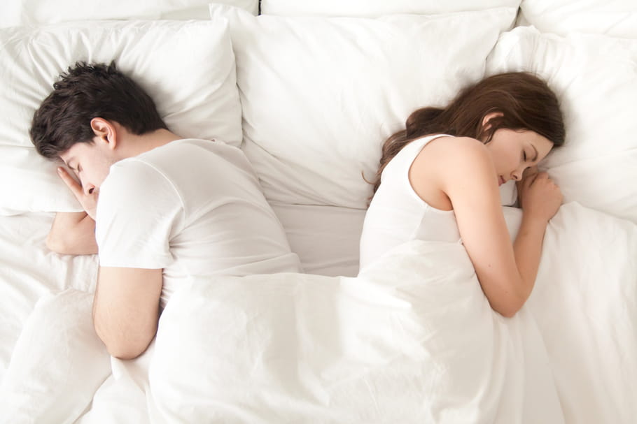 Hommes et femmes, inégaux jusque dans le sommeil