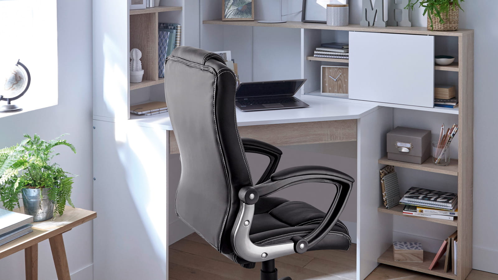 Bureau d'angle