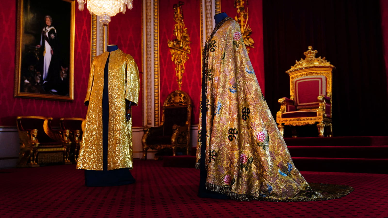 Vêtements portés par Charles III