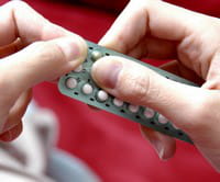 la prescription d'une contraception adaptée permet de diminuer les symptômes