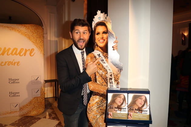 Iris (et sa plastique), soutenue par Christophe Beaugrand