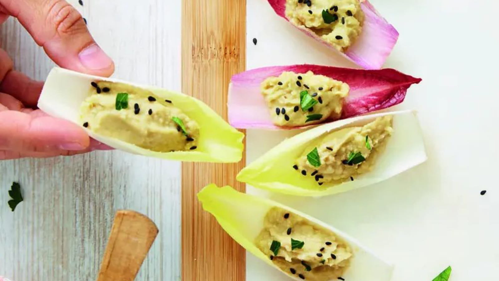 Houmous d'endives, pois chiches et avocat