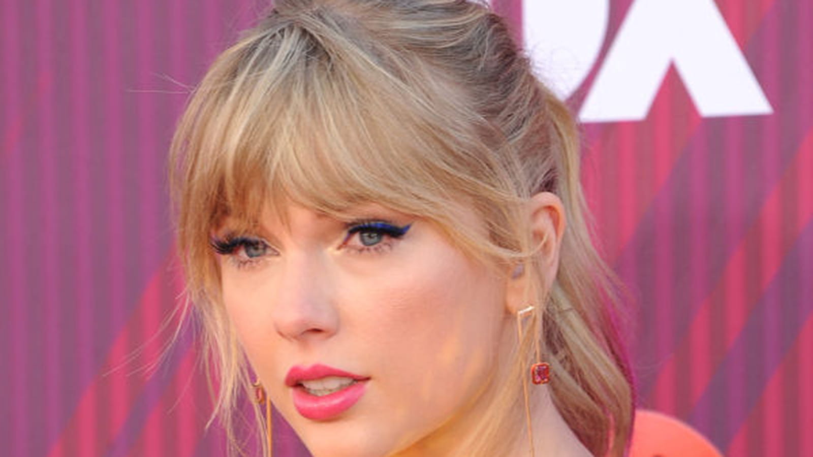La queue de cheval 90's de Taylor Swift