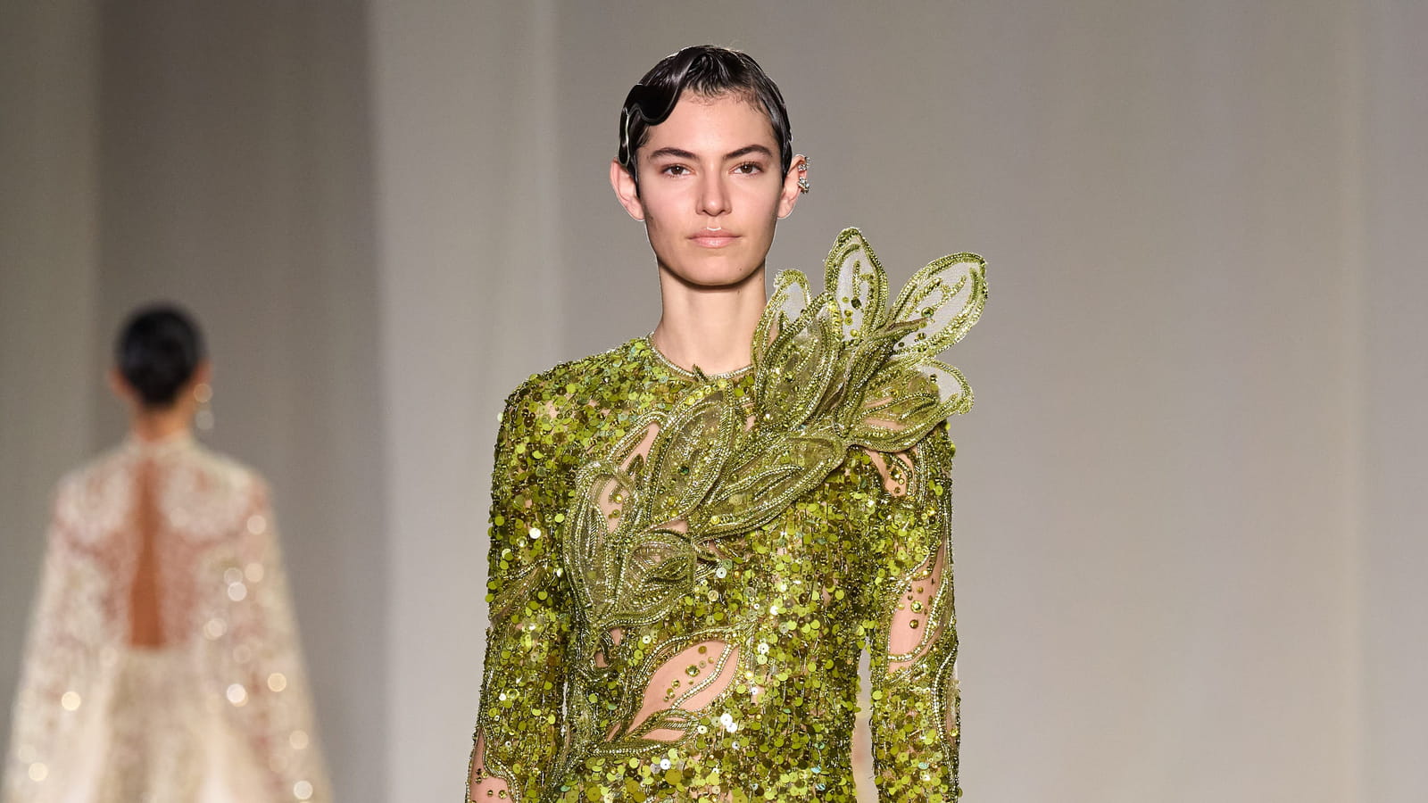 Look 24