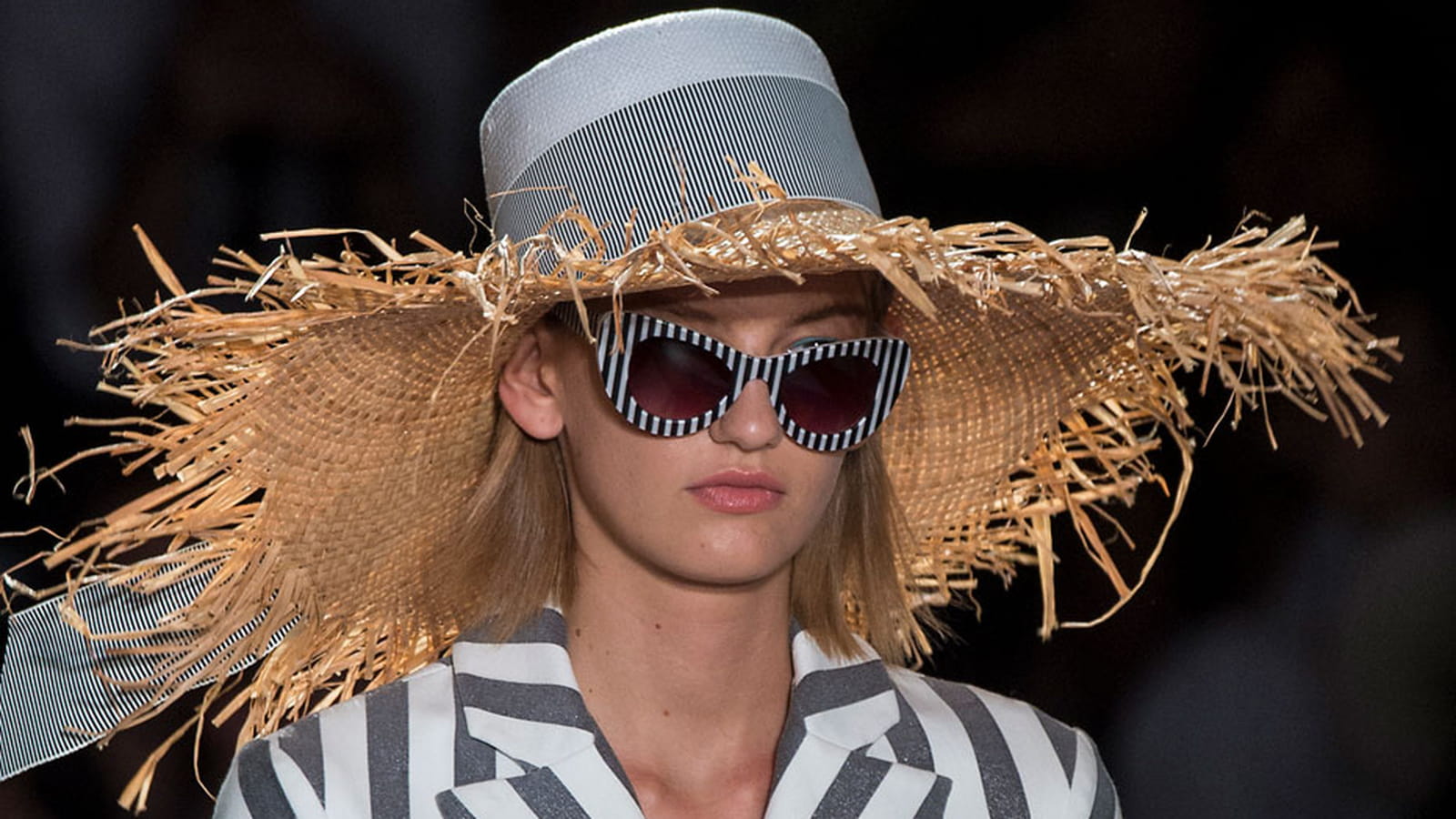 Chapeau de paille Christian Siriano
