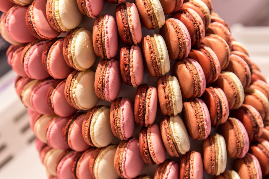Macarons, éclairs... Revisitez la pièce montée !