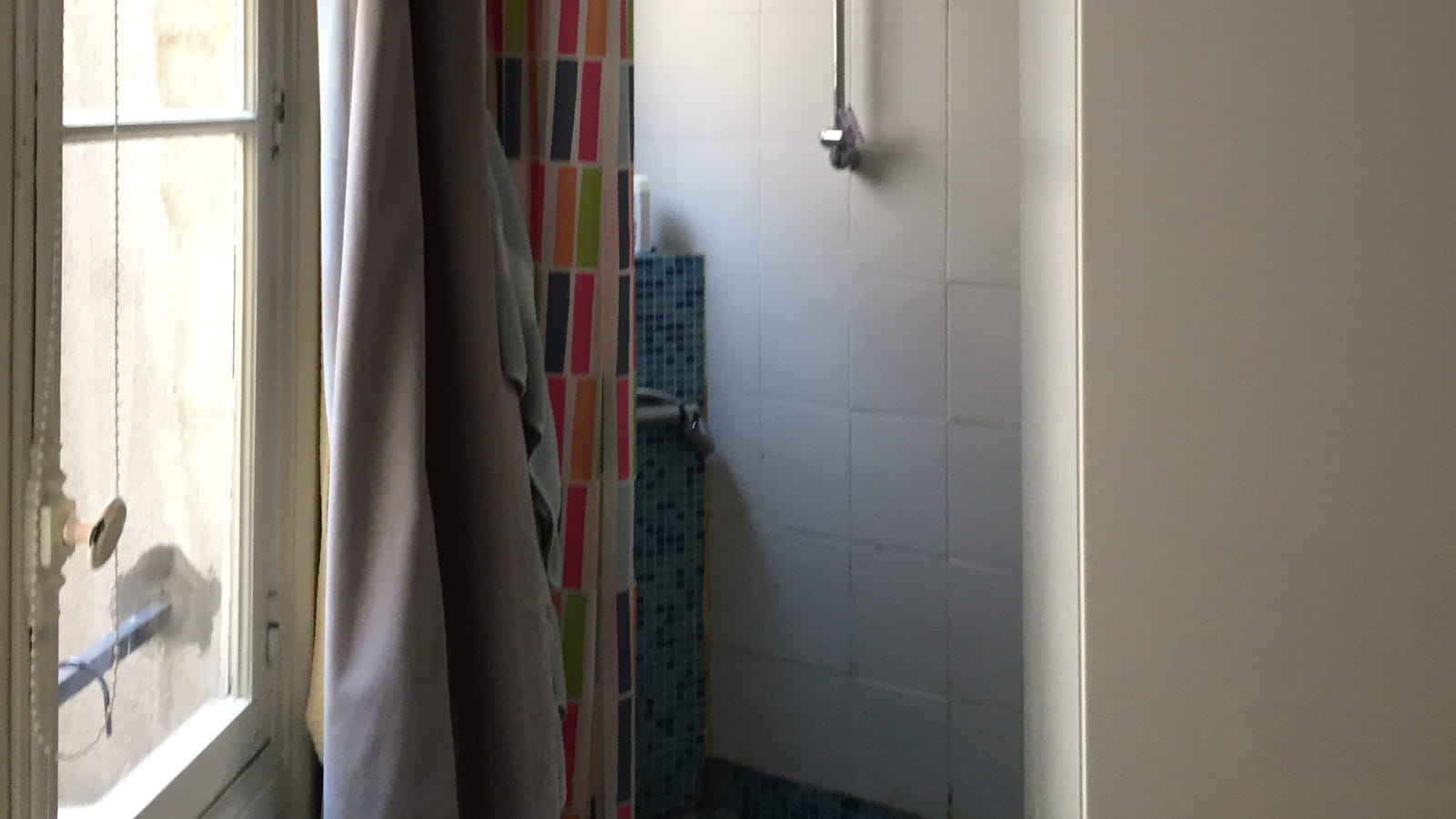 Salle d'eau avant