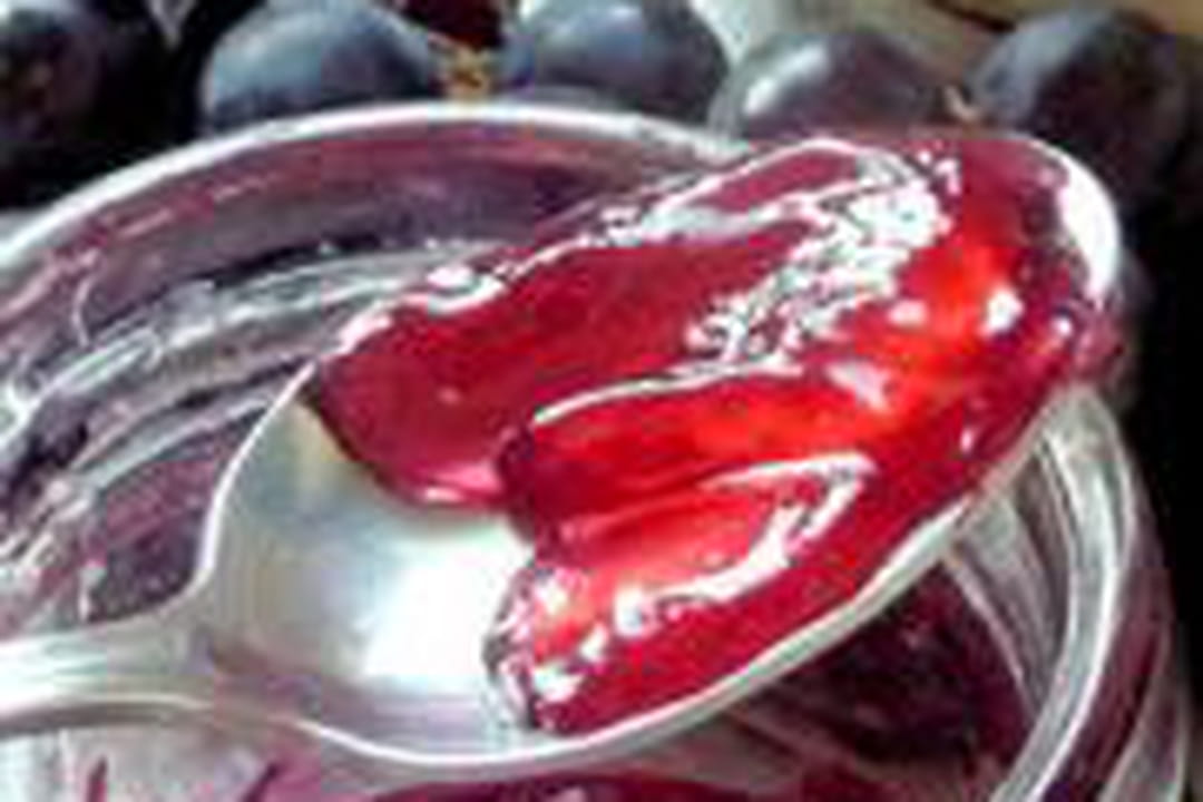 Gelée de raisin à la crème de cassis