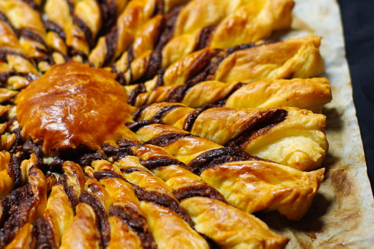 Recette De Tarte Soleil Aux Noisettes Et Praline