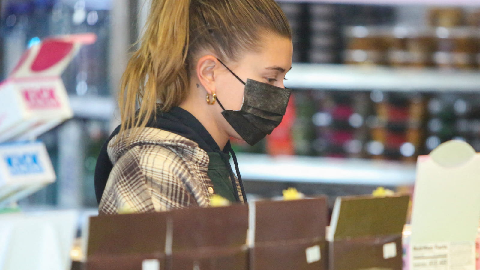 Hailey Bieber