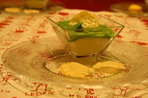 Crème de chou-fleur et de brocoli et ses tuiles