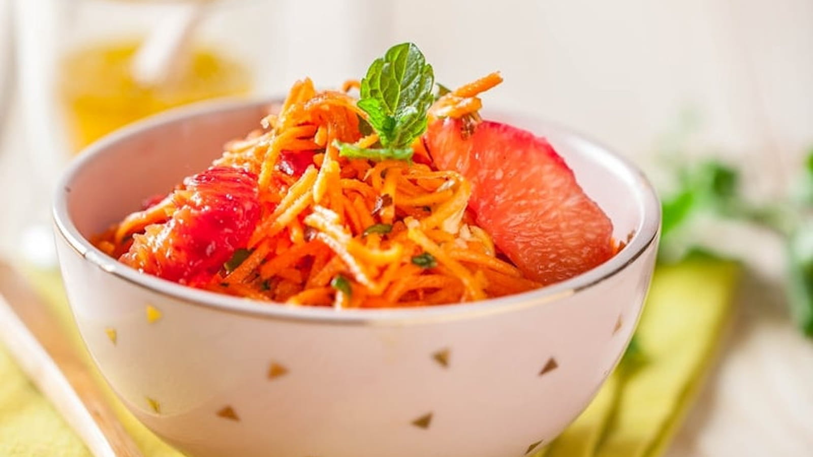 Salade de carottes râpées aux agrumes et noisettes