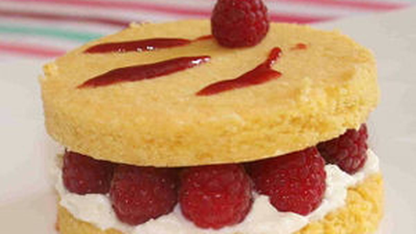 Sablé safrané aux framboises