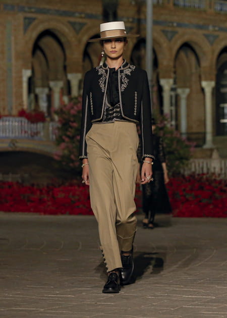 Look 77&nbsp;du d&eacute;fil&eacute; Dior