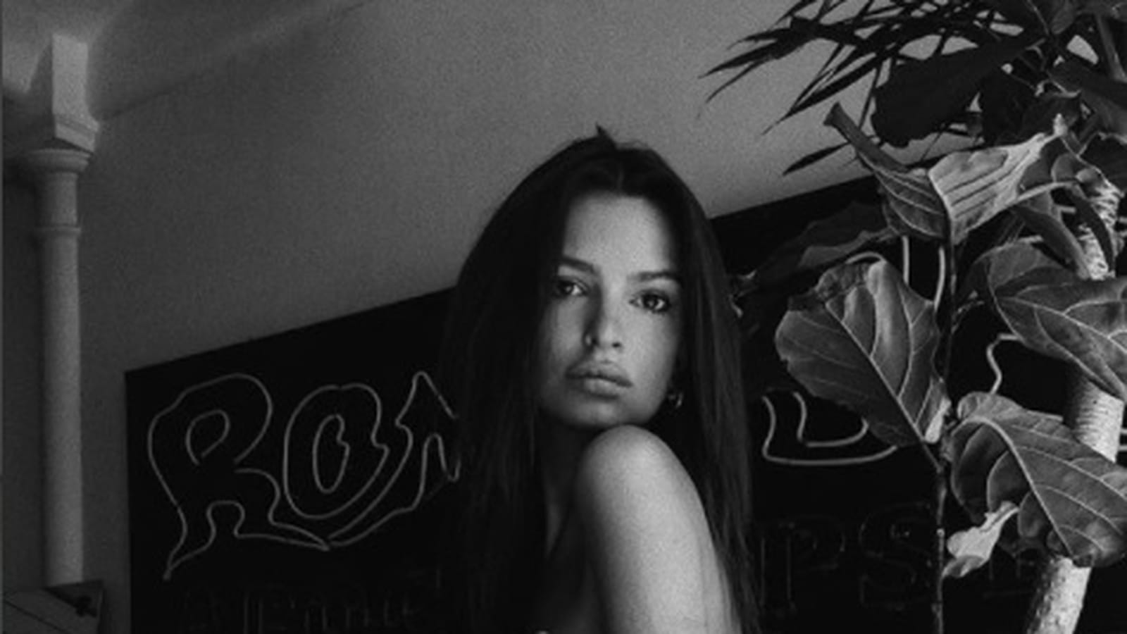 Emily Ratajkowski