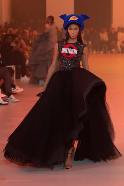 Look 60&nbsp;du d&eacute;fil&eacute; Off-White