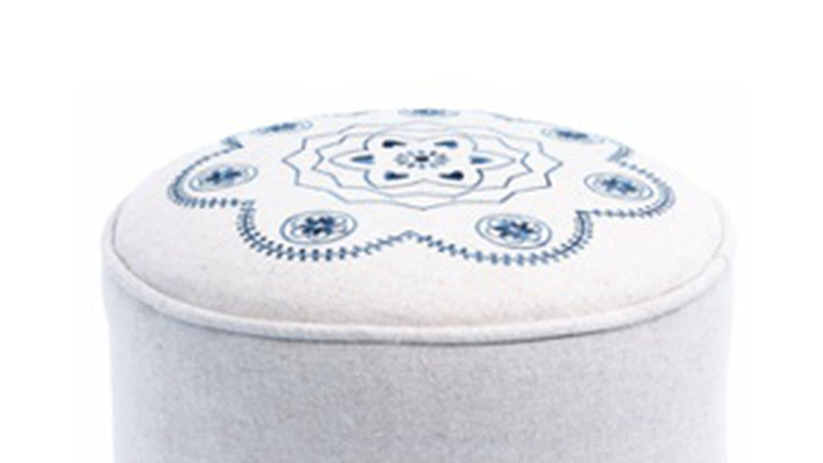 Pouf broderie Baïkal de Monoprix
