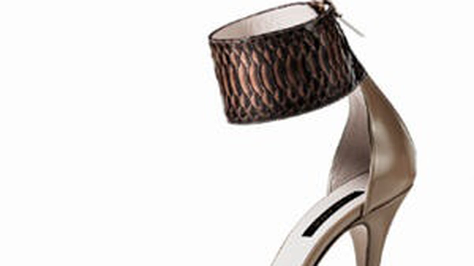 Escarpins en satin d'ESCADA