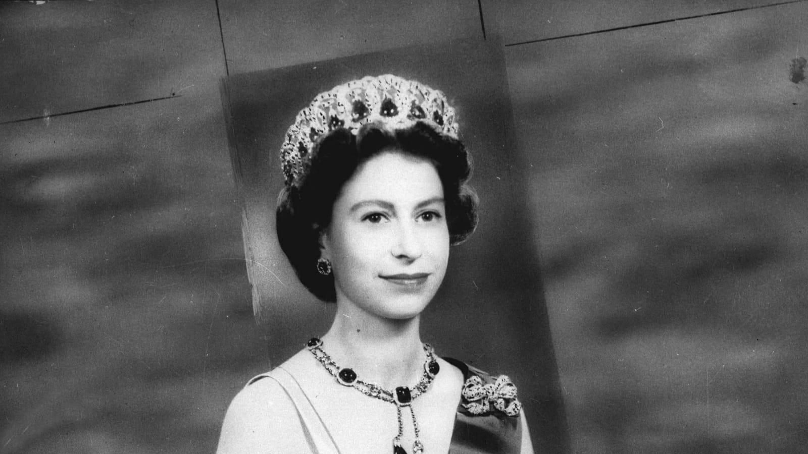 Portrait de la reine en jeune femme