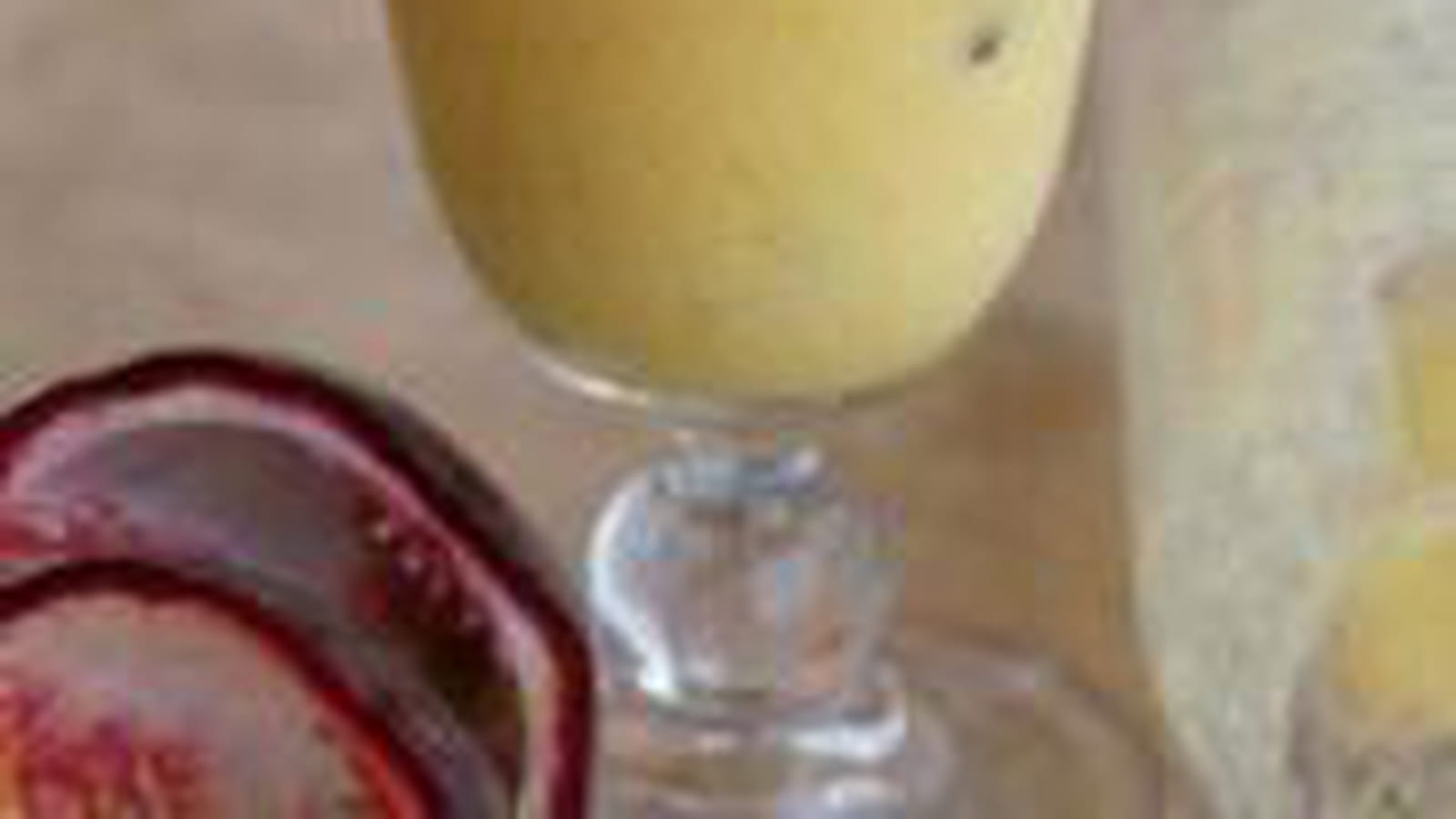 Smoothie fruit de la passion et mangue
