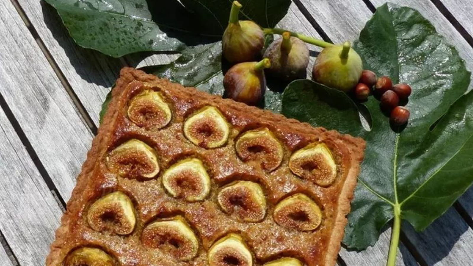 Tarte noisettine aux figues