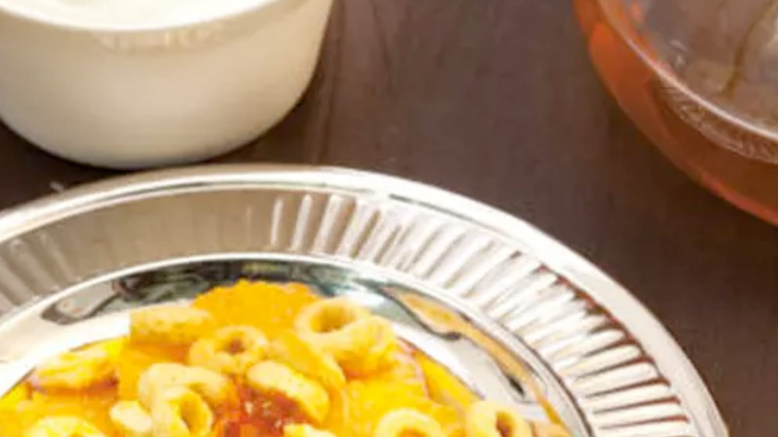 Anneaux de céréales au caramel, salade d’orange et caramel