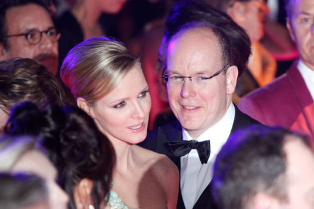 La royaut&eacute; se r&eacute;jouit du spectacle