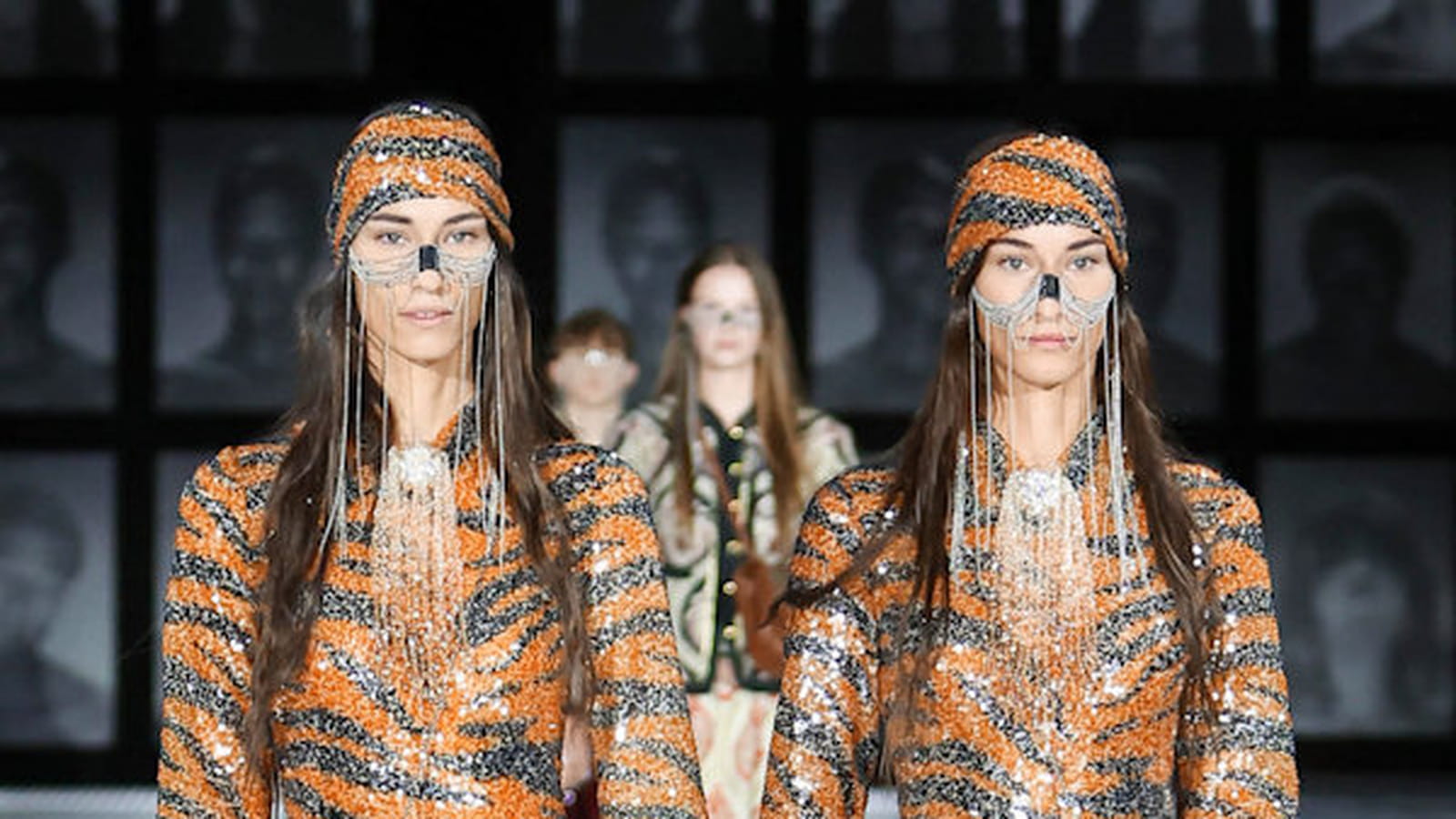 Look 33